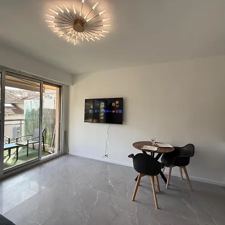 Renovated 5 Minutes From La Croisette Apartamento